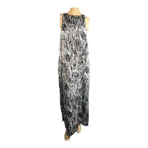Anne Klein Black & White Sleeveless Abstract Logo Maxi Dress – Size 10